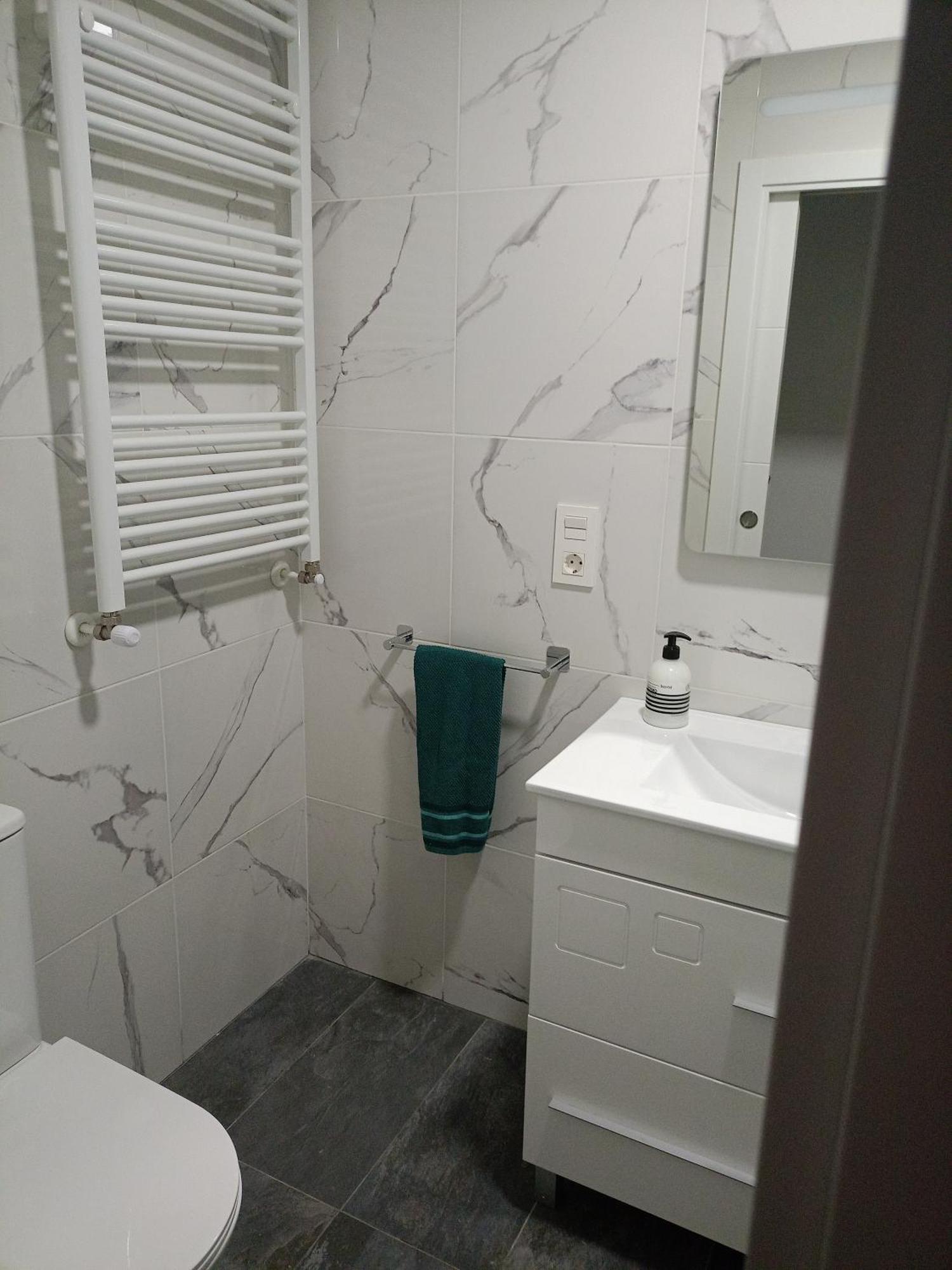 Piso Nuevo A 10 Minutos De San Sebastian Apartment Lasarte Oria Luaran gambar
