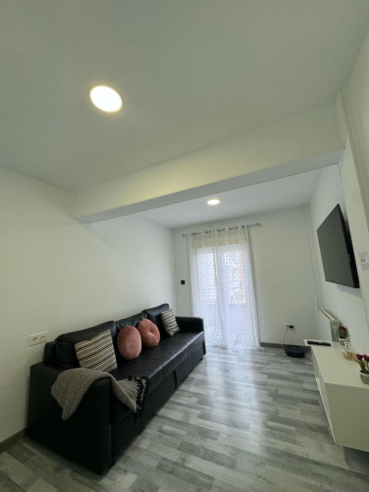 Piso Nuevo A 10 Minutos De San Sebastian Apartment Lasarte Oria Luaran gambar